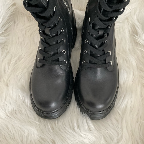 Wishbone leather boots - Picture 14 of 16